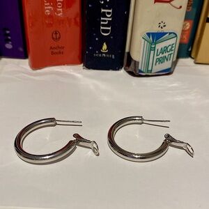 HOLIDAY SALE!! S925 Bright Silver Hoop Earrings 25mm 1”